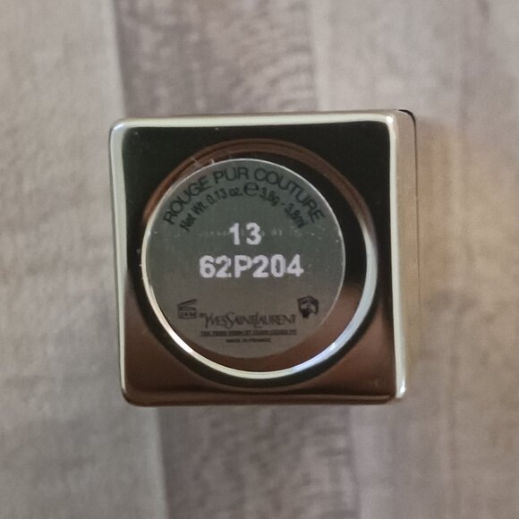 YSL Rouge Pur Couture Caring Satin Lipstick with Ceramides - Picture 2 of 3